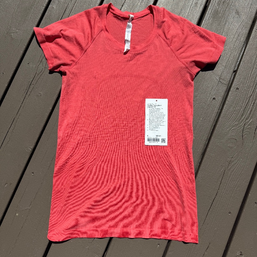 Lululemon Swiftly tech Short Sleeve 2.0